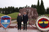 “Turan Tovuz” və “Fənərbaxça” nümayəndələri Heydər Əliyevin məzarını və Şəhidlər xiyabanını ziyarət ediblər