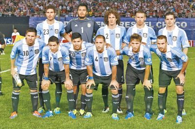 Tevez Argentina millisinə dəvət aldı