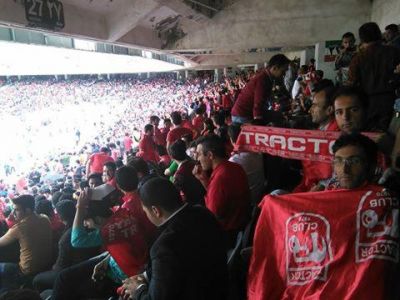 Tehran stadionunda 