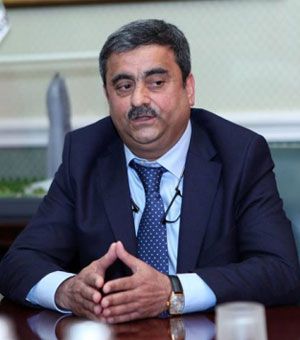 Sadıq Sadıqov yeni komanda yaradır