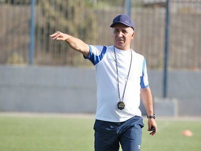 Şahin Diniyev: “Kəpəz” Azərbaycan futboluna rəngarənglik gətirib”