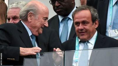 Blatter və Platini stadionda ancaq adi tribunada əyləşə bilər