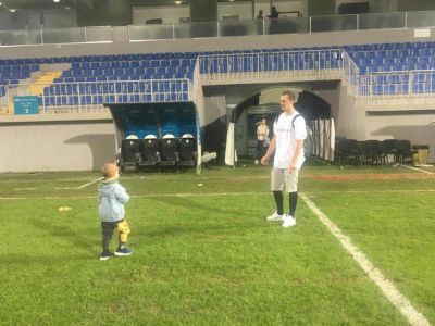“Qarabağ”ın qapıçısı oğlunu “Neftçi Arena” ilə tanış etdi