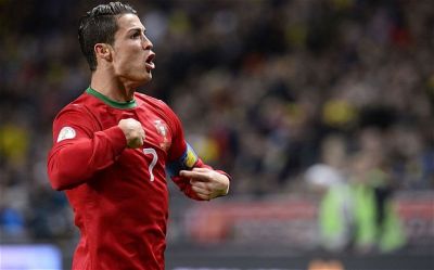 Kriştianu Ronaldo Hakan Şükürə çatdı