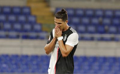 Ronaldonun karyerasında ilk: ardıcıl 2 finalda uduzdu