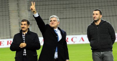 Tahir Gözəl UEFA-nın qərargahında