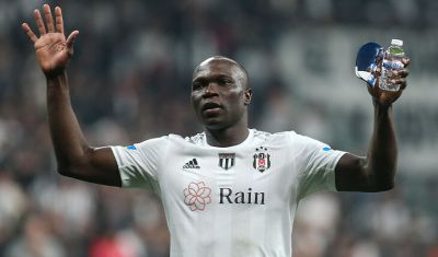 “Beşiktaş”ı La Liqa klubuna dəyişdi