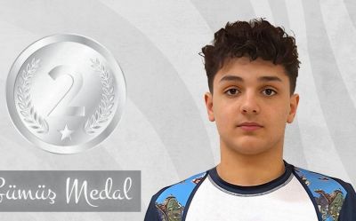 Azərbaycanın paraüzgüçüsü Fransada gümüş medal qazanıb