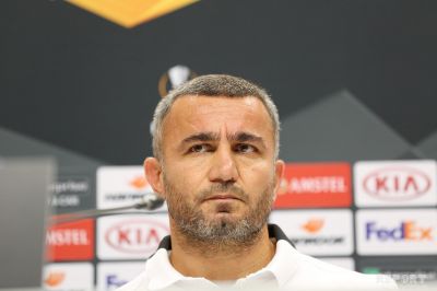 Qurban Qurbanov “Neftçi”nin futbolçusunu mövsümün ən yaxşısı seçdi