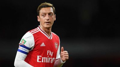 Özil: “Növbəti mövsümdə də “Arsenal”da qalacağam”