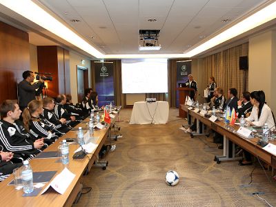 UEFA-nın seminarı başa çatıb